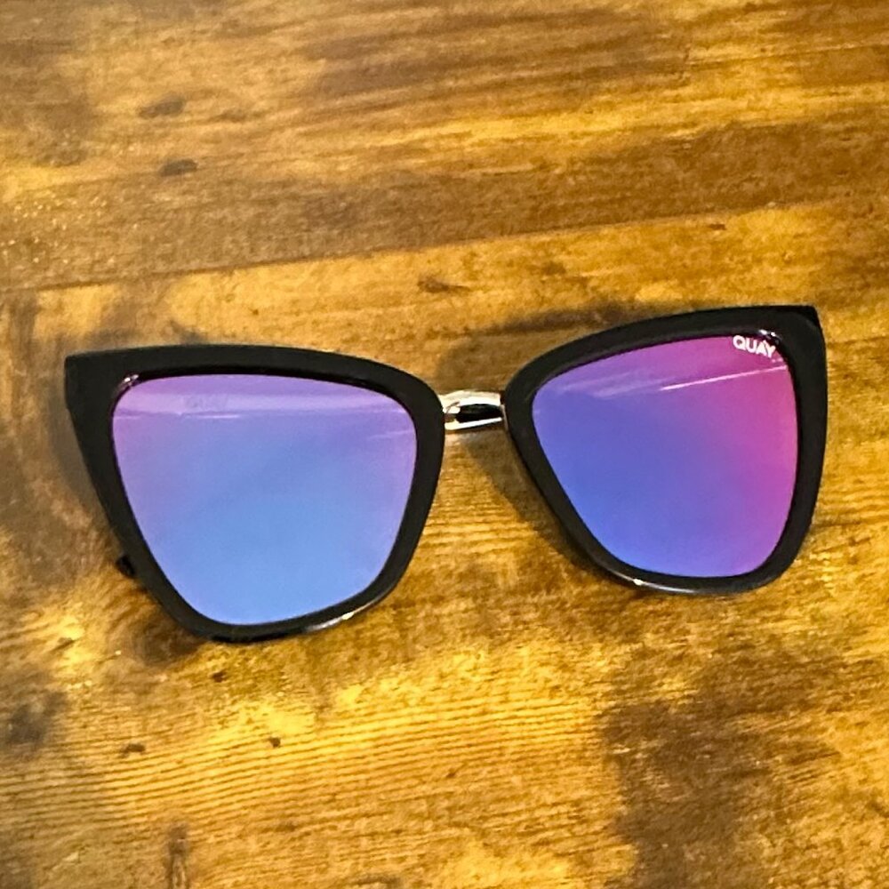 Quay Reina 125 Sunglasses